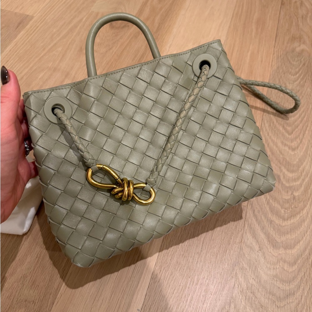 Bottega Veneta Small Andiamo - Travertine